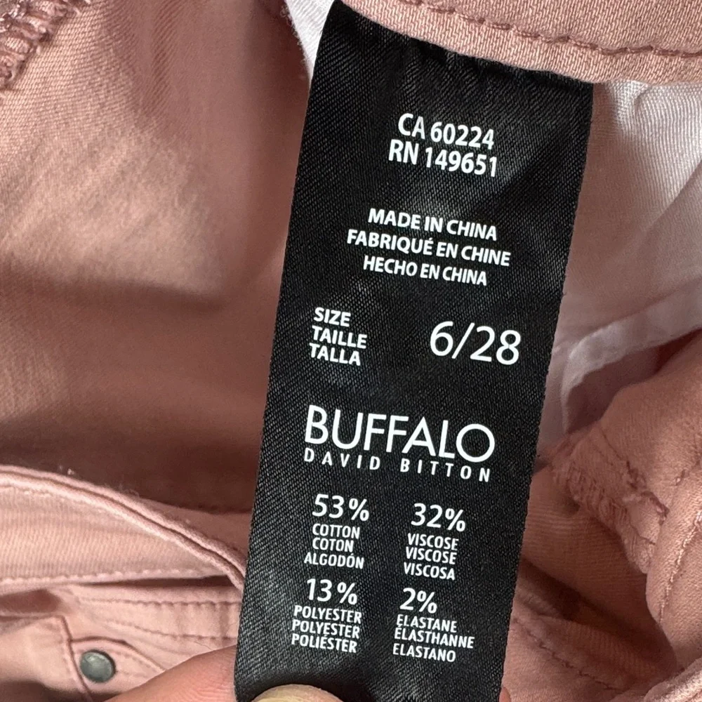 NWT Buffalo David Bitton Mid-Rise Super Stretch Soft Ankle Grazer - Picture 7 of 8